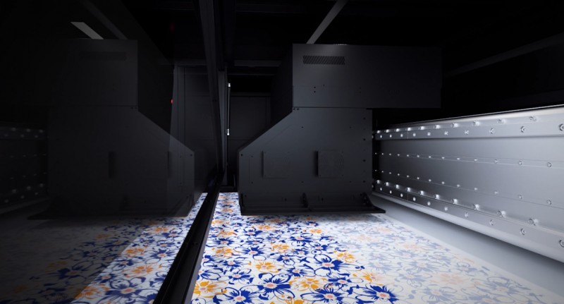 高精度数码直喷印花机